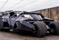 Custom-Made Fashion as a Business Model Explored Custom-Made Fashion as a Business Model Explored