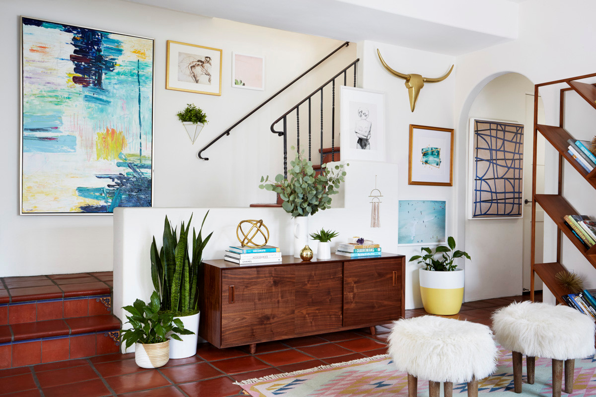 These Rental Apartment Decorating Ideas Can Save You Money