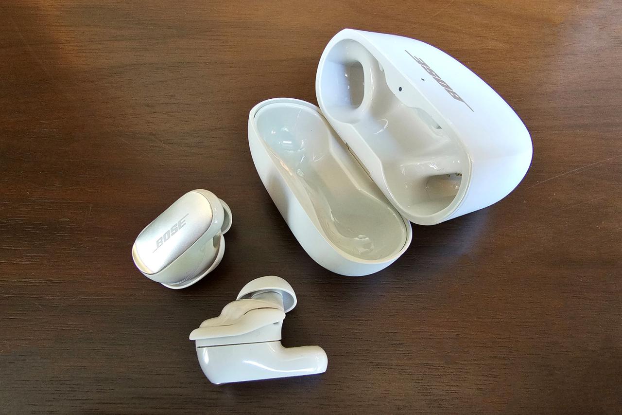 Which Brand Offers The Best Wireless Earbuds Today