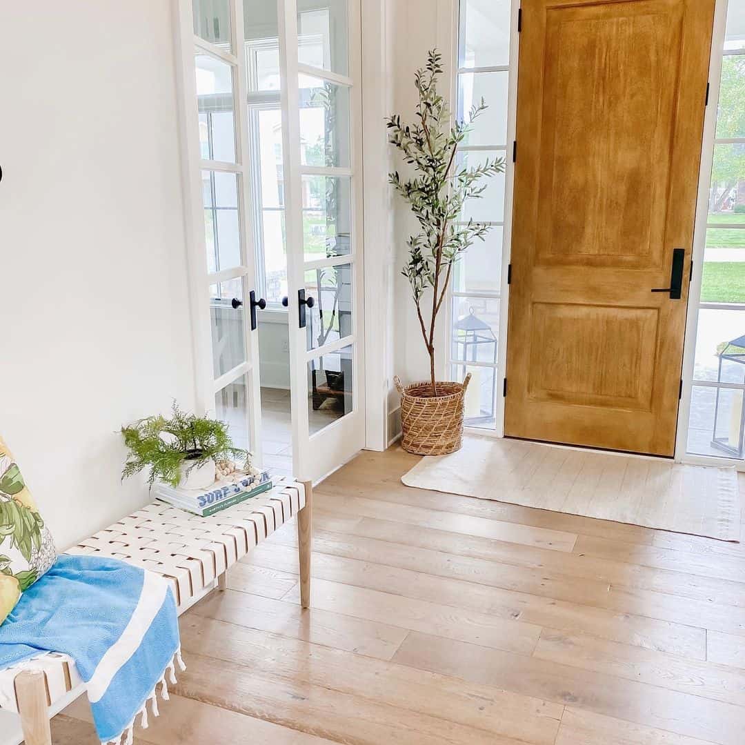 How to Create a Welcoming Entryway - Home Styling Studio