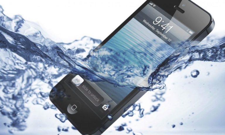 How To Protect Your Gadgets From Water Damage Effectively